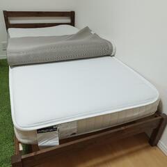 シングルベッド(フレーム+マットレス+トッパー)の画像