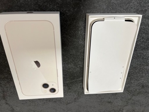 I phone 13 128G ホワイト SIMフリーバージョン　売ります