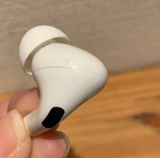 AirPods Pro MWP22J/A 第一世代　値下げました