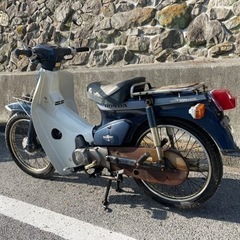 カブ90 レストアベースの画像