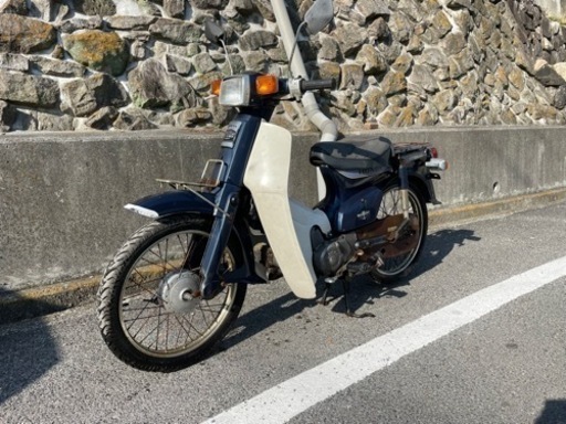 カブ90 レストアベース