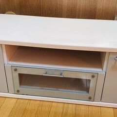 テレビ台（白）値下げしました。