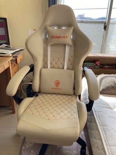 美品　Dowinx ゲーミングチェア アイボリー
