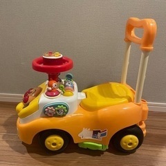 アンパンマンのよくばりビジーカー