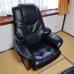 [お譲り先決まりました]一人用リクライニングソファー ＆オットマン付の画像
