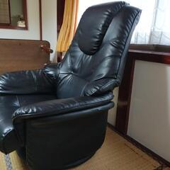 [お譲り先決まりました]一人用リクライニングソファー ＆オットマン付の画像