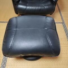[お譲り先決まりました]一人用リクライニングソファー ＆オットマン付の画像