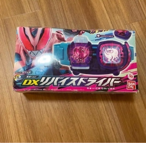 バンダイ 仮面ライダーリバイス 変身ベルト DXリバイスドライバー