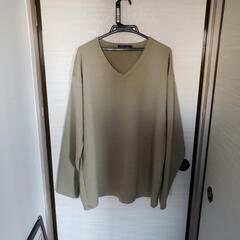 Vネックセーター