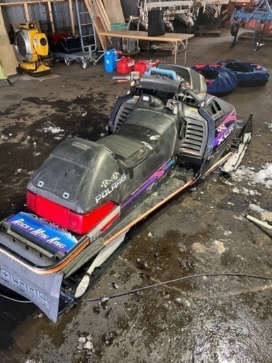 スノーモービル　ポラリス