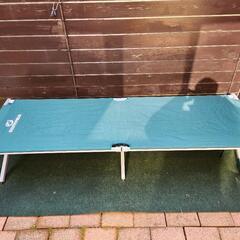 キャンプ用ハイコットの画像