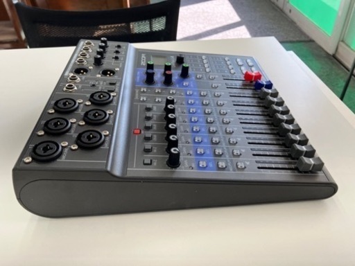 ZOOM ライブミキサー&レコーダー　　TJ494
