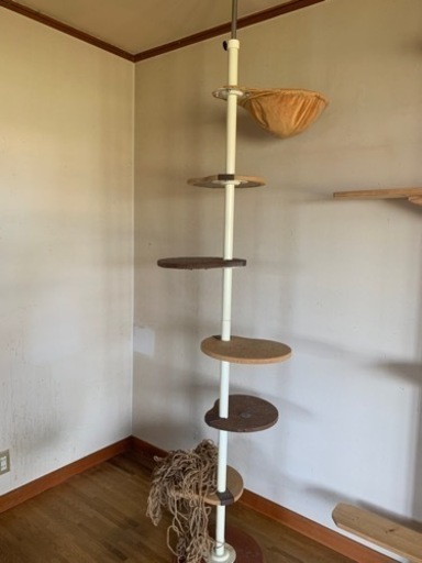 猫タワー　　手作り　　