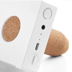 【未使用】ポータブルBluetoothスピーカー　IKEA　ENEBY エネビー　ホワイト15x7.5 cmの画像