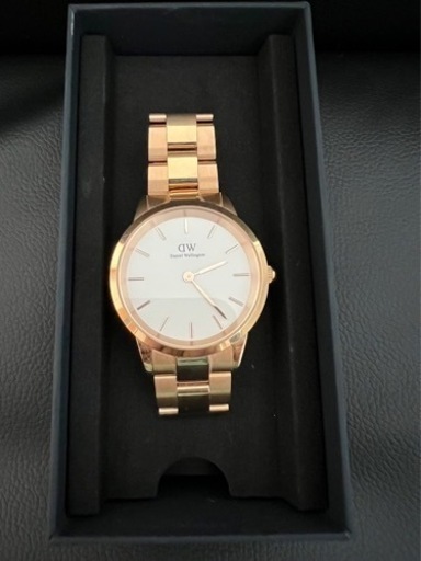 譲渡予定者決定　美品　danielwellingtonの時計
