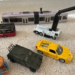 500円　カーズ　他　　ミニカー13台の画像