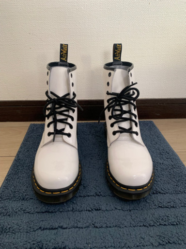 ドクターマーチン白 EU41