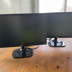 LGパソコンモニター　接続機器付　24インチ 2台