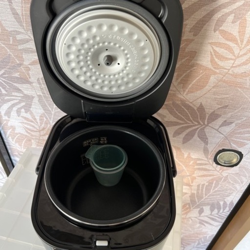 IRIS OHYAMA炊飯器5.5合