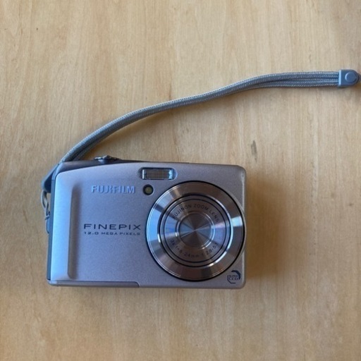 FUJIFILM FINEPIX デジカメ　値下げ！