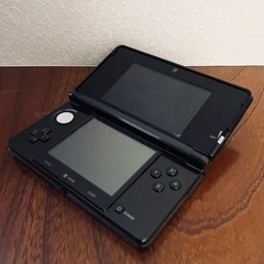 ニンテンドー3DS コスモブラックの画像