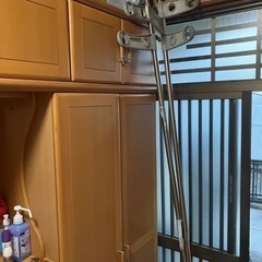 突っ張り式の物干し