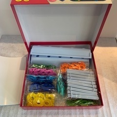受け渡し調整中、知育玩具の画像