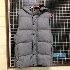 フード付きベスト