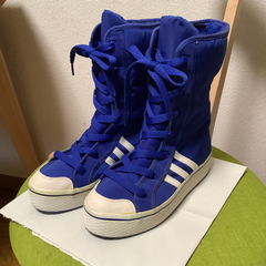 adidasのスノーブーツ(中古)