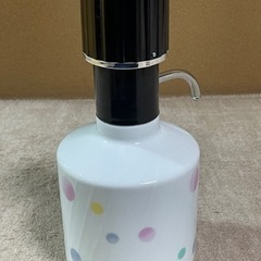 ポンプ式　水入れ　中古　差し上げます❗️の画像