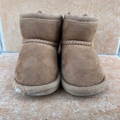 女の子ムートンブーツ　14センチの画像