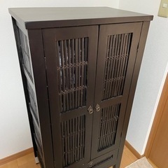 収納棚