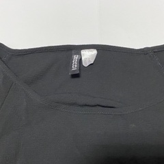 裾しぼり ロゴトップスの画像