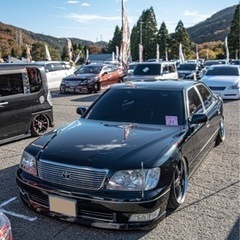 20/21セルシオ 後期 C カスタム車両 希少なサンルーフ&コーナー 20/21セルシオ 後期 C カスタム車両 希少なサンルーフ&コーナー