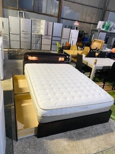 激安‼️ニトリダッブルベッドマットレス付き✅綺麗品引き出し付き✅「大阪、京都、神戸配達設置可能」姫路市配達設置無料