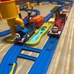 [売切れ]R23003 プラレール きかんしゃトーマスレールレイアウト