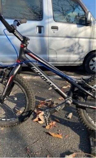 希少　キッズトライアル　COMAS-R1 18インチ