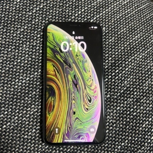 iPhone XS 256GB ブラック