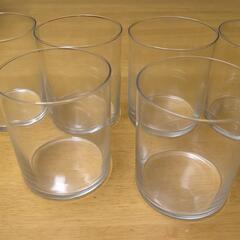 シンプルなグラス6個の画像