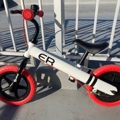 西松屋 Enjoy Ride II 足蹴りバイク ストライダー