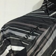 A03-11 新品 UMBRO アンブロ 人気の定番商品 ウインドジャケット ウインドブレーカー 春夏秋 オールジャンルスポーツ UCS4140 ブラック Ｍの画像