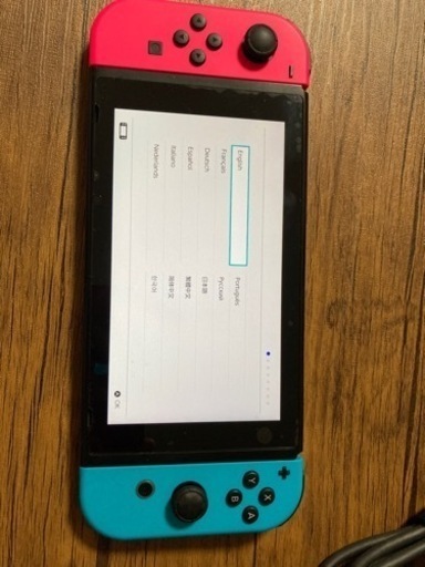 Nintendo Switch本体とProコントローラー2個
