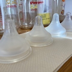美品　哺乳瓶and乳首セットの画像