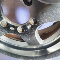 4WD 16インチ 100 ハイエース 100系・ハイラックス ランクル パジェロ デリカ スペースギア テラノ ビッグホーン【富山】16インチ +28 PCD139.7 中古4本の画像