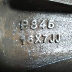 4WD 16インチ 100 ハイエース 100系・ハイラックス ランクル パジェロ デリカ スペースギア テラノ ビッグホーン【富山】16インチ +28 PCD139.7 中古4本の画像