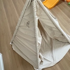 子供用テントの画像