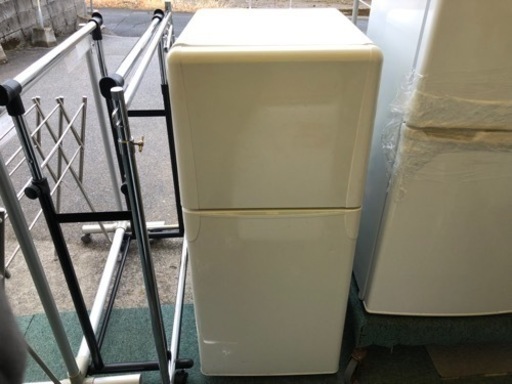 【リサイクルサービス八光　田上店　安心の1か月保証　配達・設置OK】東芝 (120L)2ドア冷凍冷蔵庫 YR-12T-WH(ホワイト)
