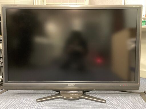 シャープ アクオス LC-52AE7　テレビ TV 付属品付 SHARP AQUOS 52インチ 　2010年製　④