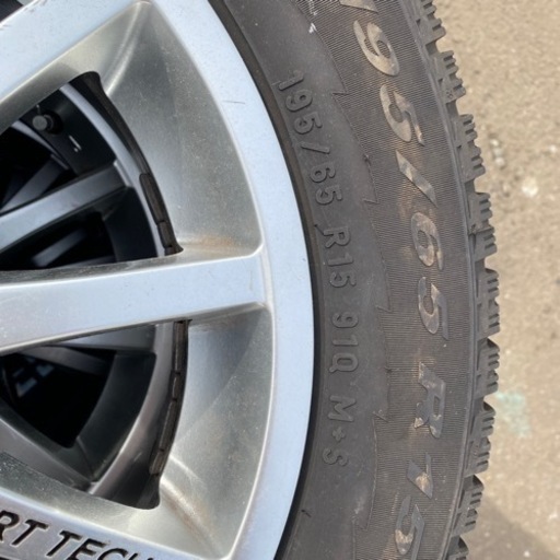 冬タイヤアルミホイール付き　195/65R15 SPORT TECHNIC