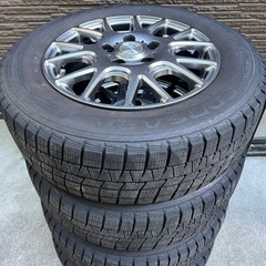 195/65R15スタッドレスタイヤ、ホイールの画像